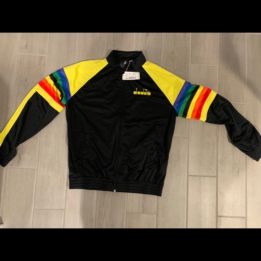 Diadora track jacket, size xl new w/tags